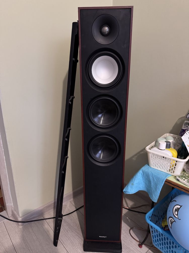 kolumny podlogowe Paradigm monitor 9v7 9 v7