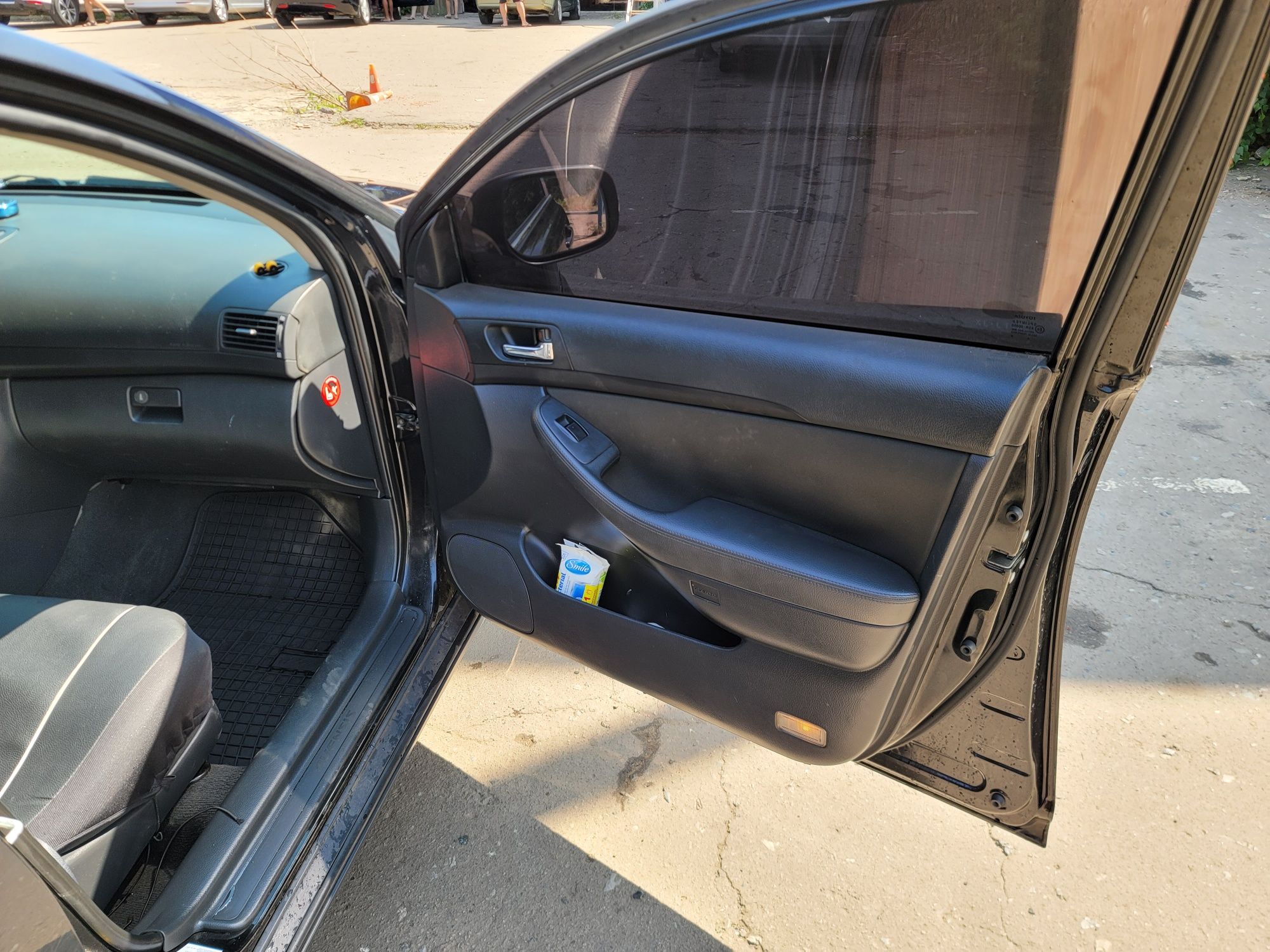 Продам toyota avensis t250 2.0 D4D