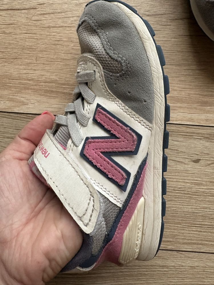 Oddam adidasy New Balance używane dziewczynka 18.5 cm/31