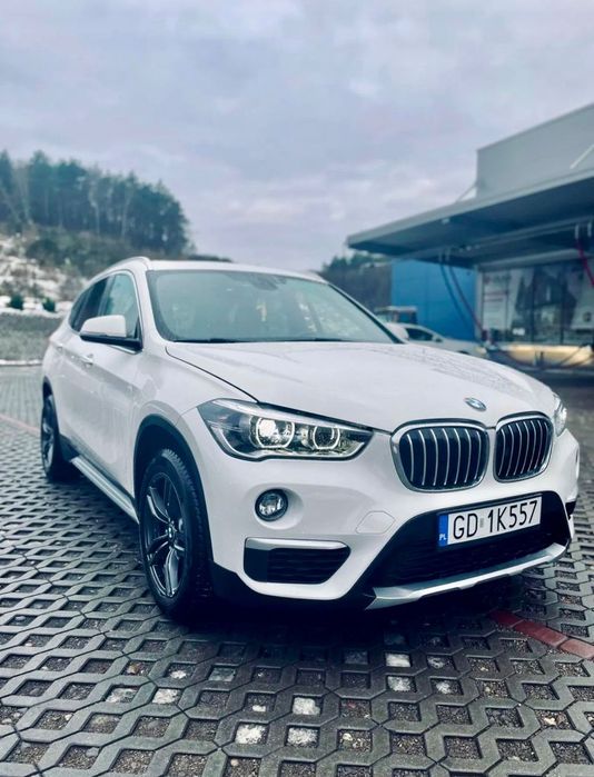 BMW X1 BMW X1 xDrive28i • 245 KM • Automat • Panoramiczny dach • 4x4