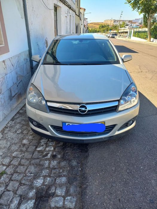 Opel Astra GTC 1.4