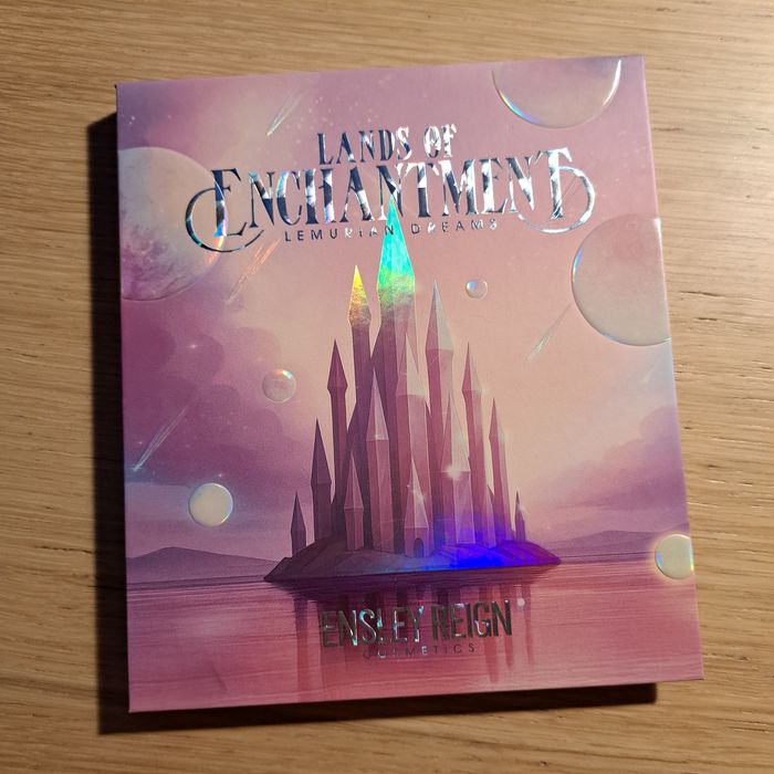 Ensley Reign Lands of Enchantment Lemurian Dreams paleta cieni indie