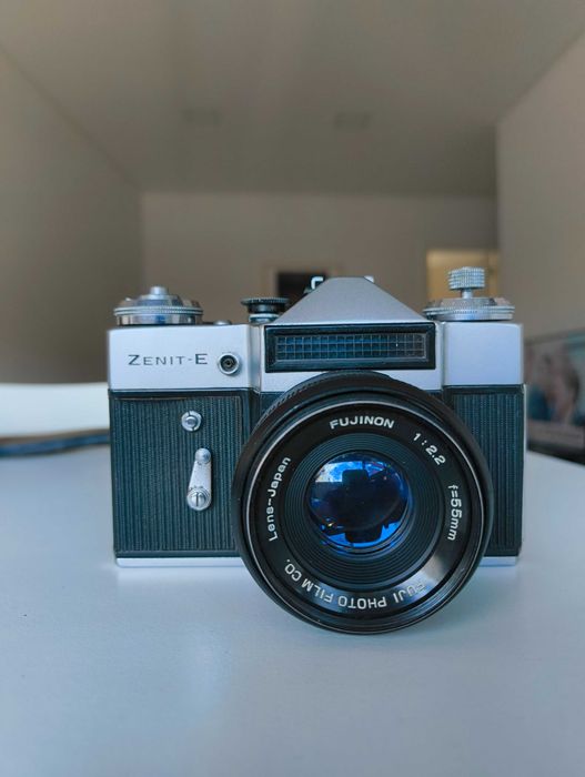 Zenit-E (Made in USSR) + Lente Fujinon 55mm f/2.2 + Estojo Original