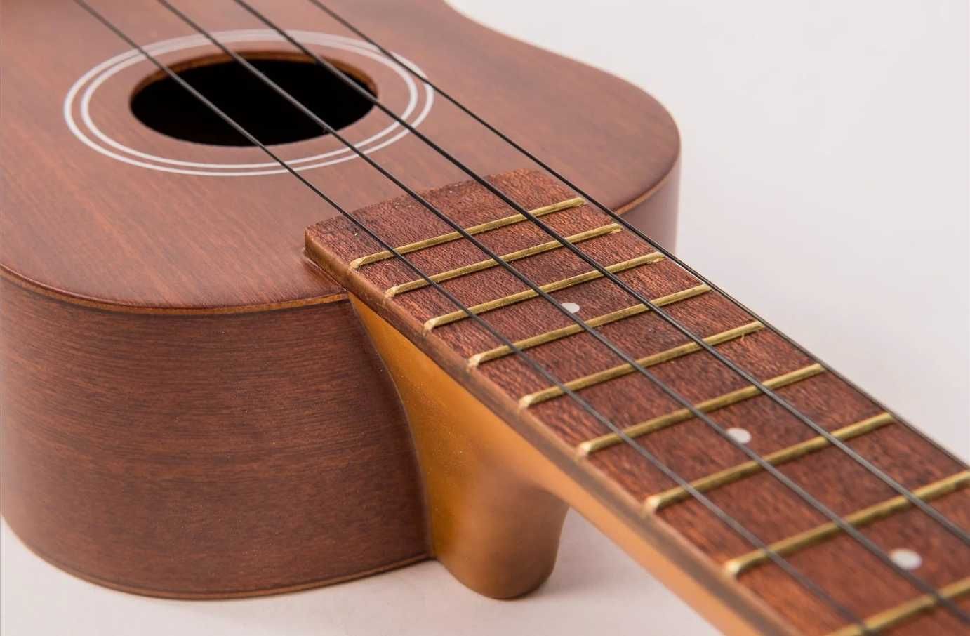 Zestaw Vintage VUK20N Ukulele Brązowe zestaw C100