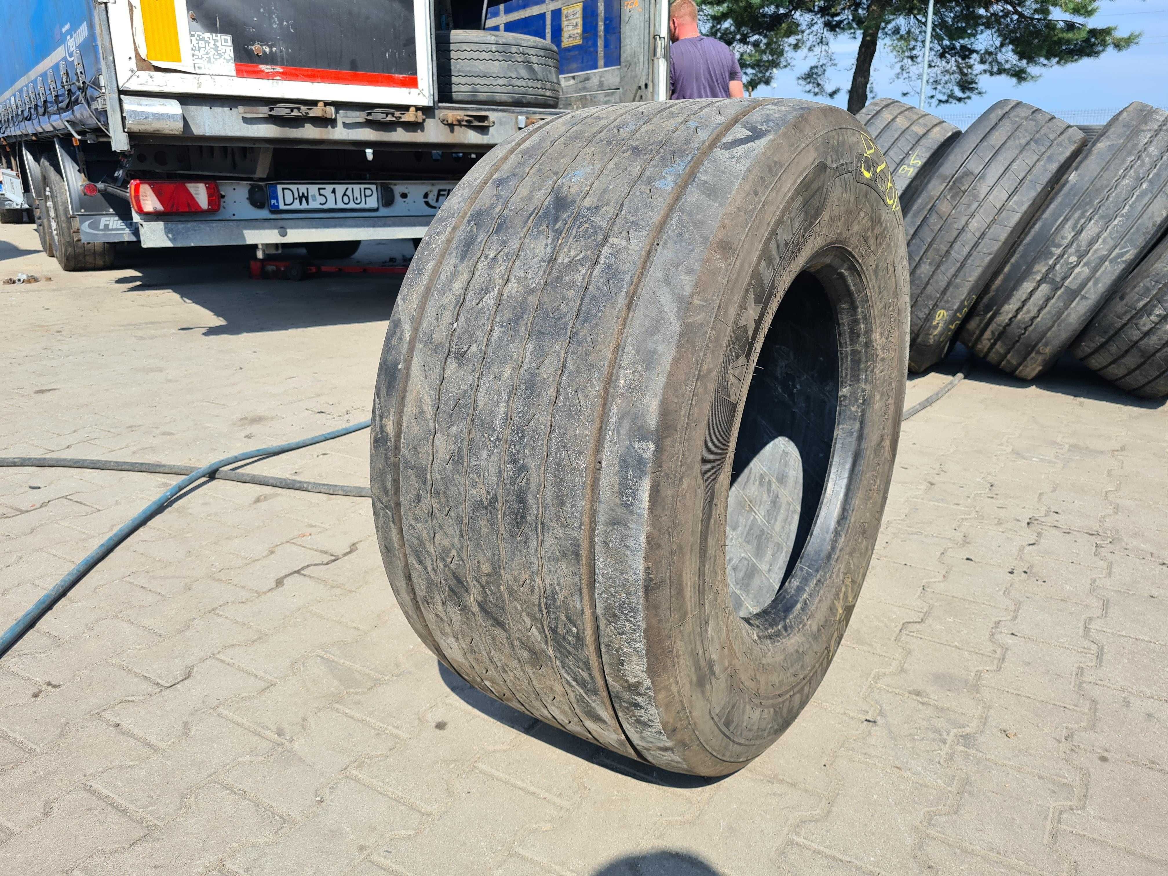 445/45R19.5 Opona MICHELIN X LINE ENERGY T  9-10mm Naczepa XLINE