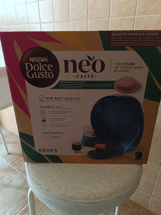 Máquina de café Dolce Gusto NEO