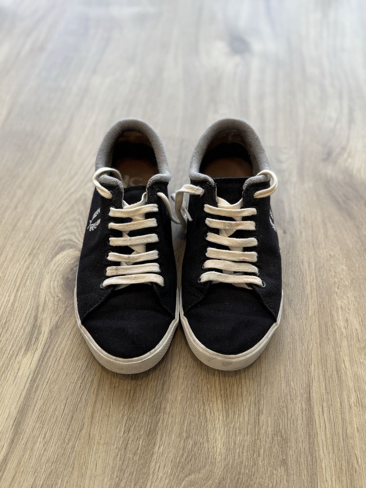 Ténis Fred Perry
