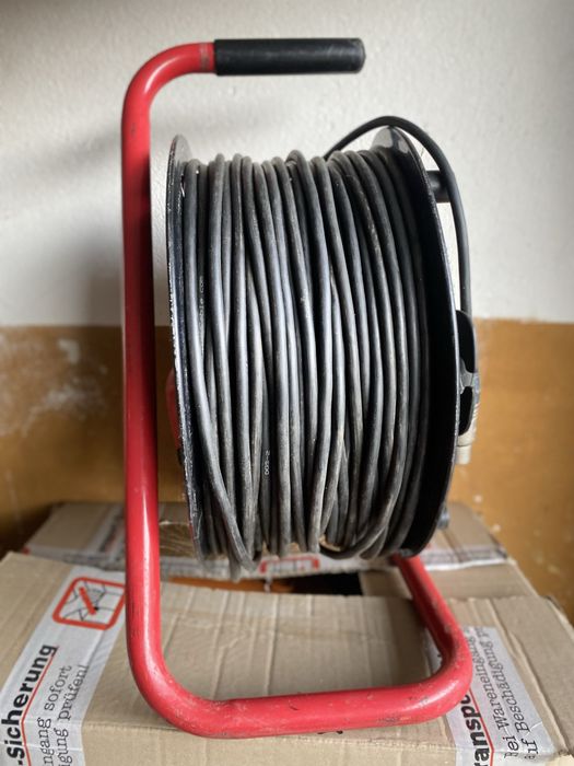 Kabel sygnałowy symetryczny audio XLR na bębnie 100m Neutrik