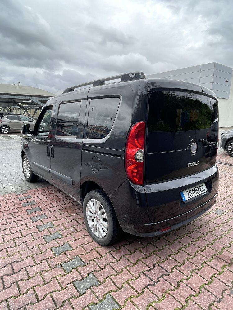 DOBLO bus 7 Lugares