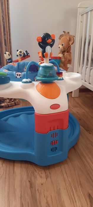 Stolik edukacyjny dla dzieci