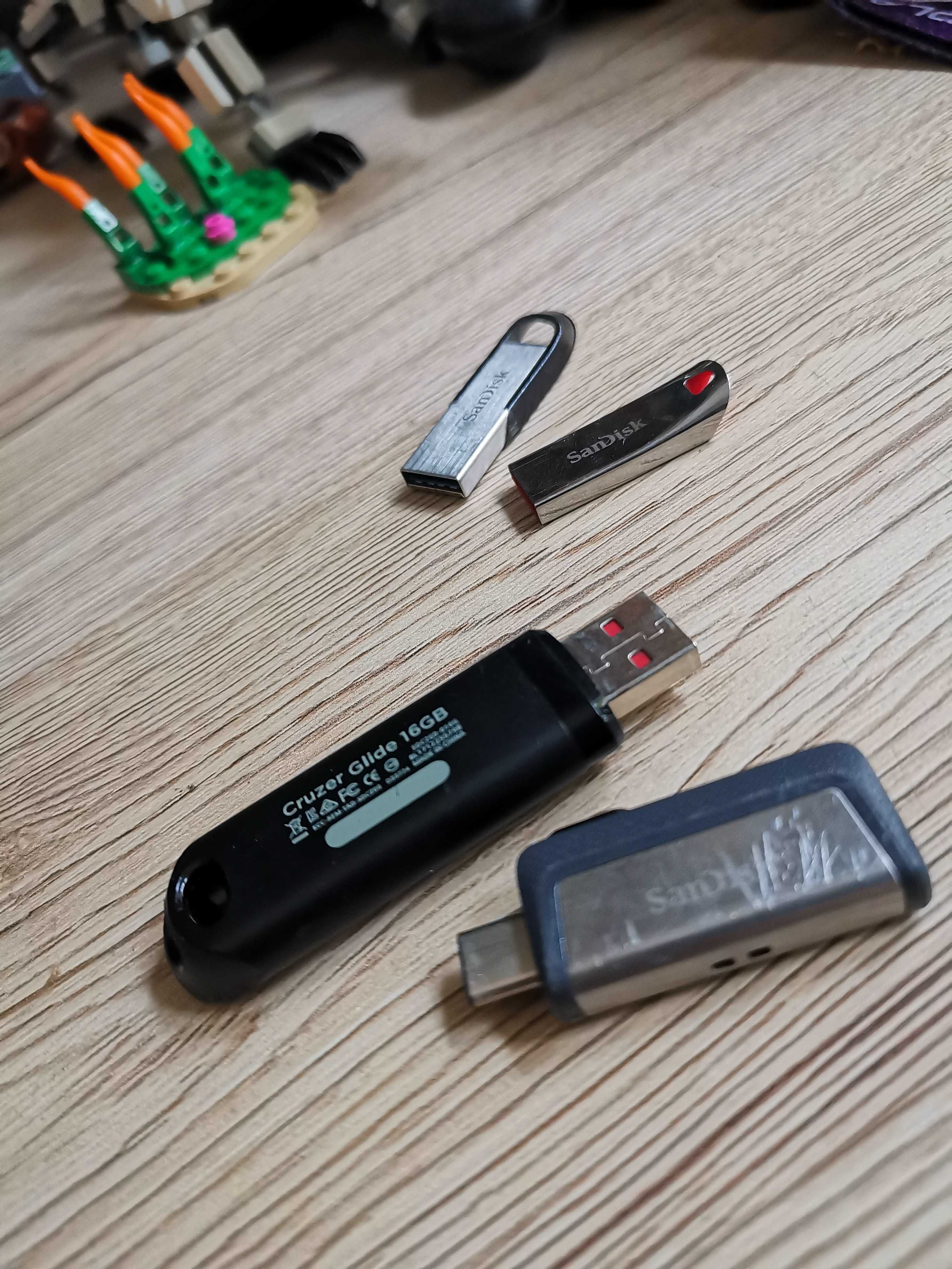 SanDisk zestaw pendrive