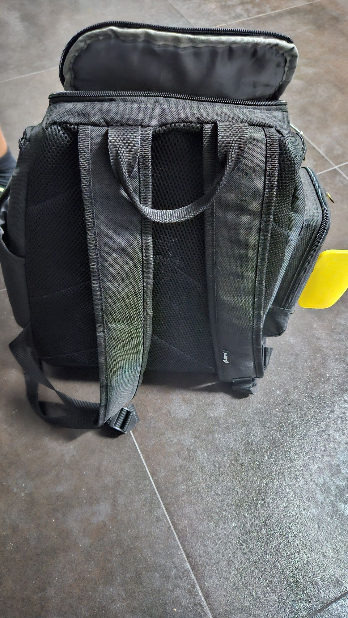 Mochila Safety 1st para bebé
