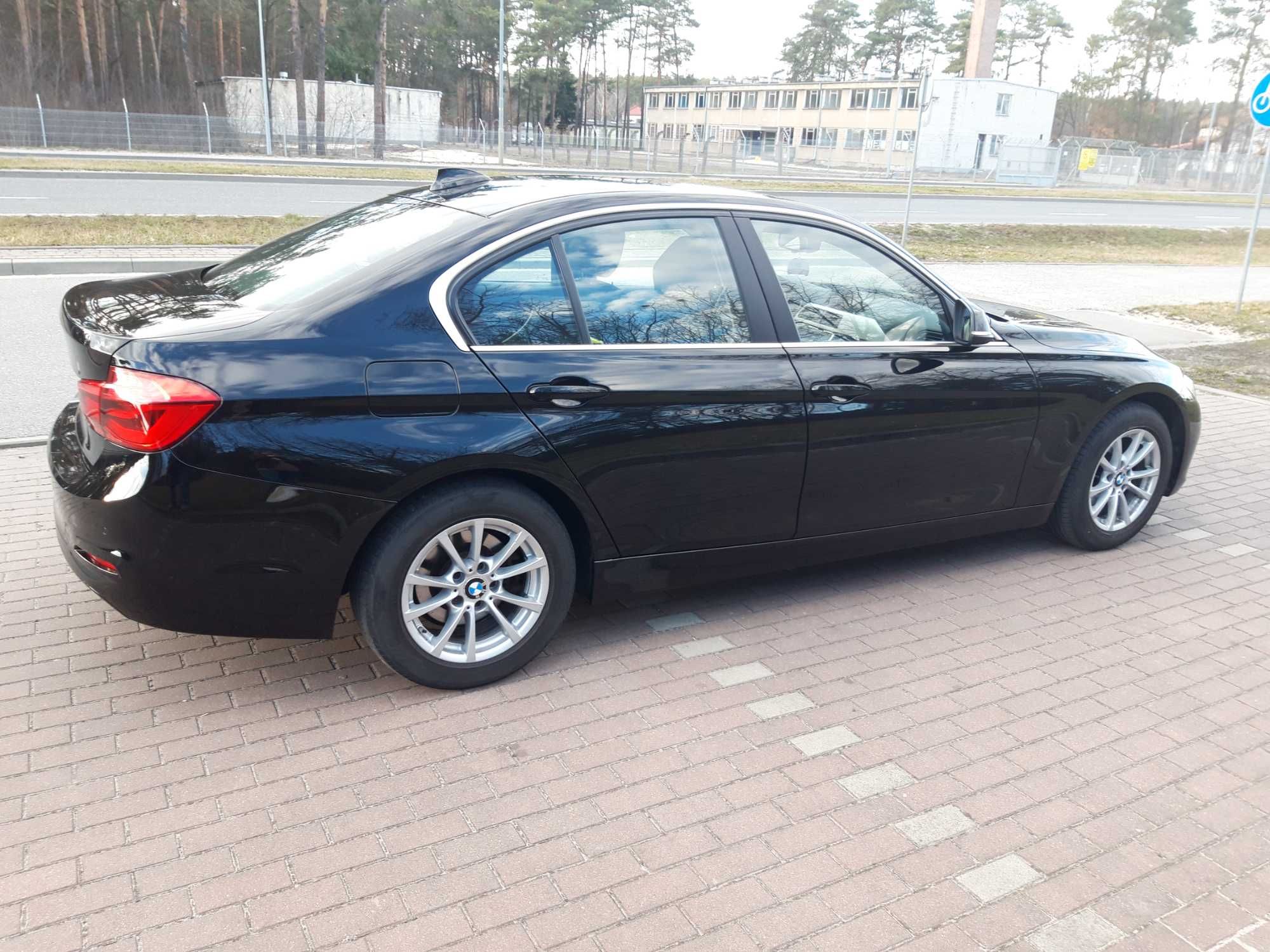 BMW F30 2016 rok 2,0 D