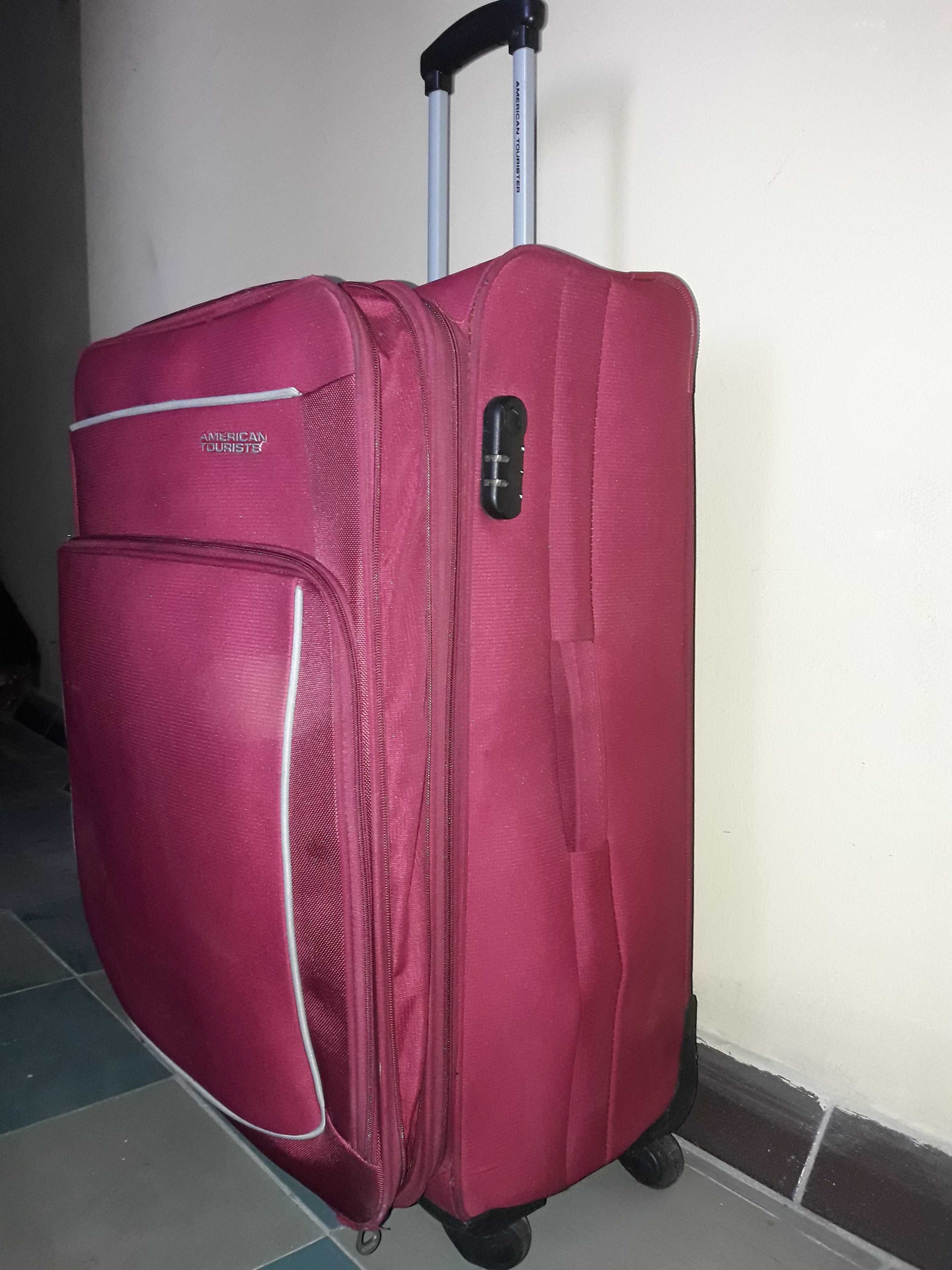 Большая дорожная сумка-чемодан на колесах American Tourister (103л)