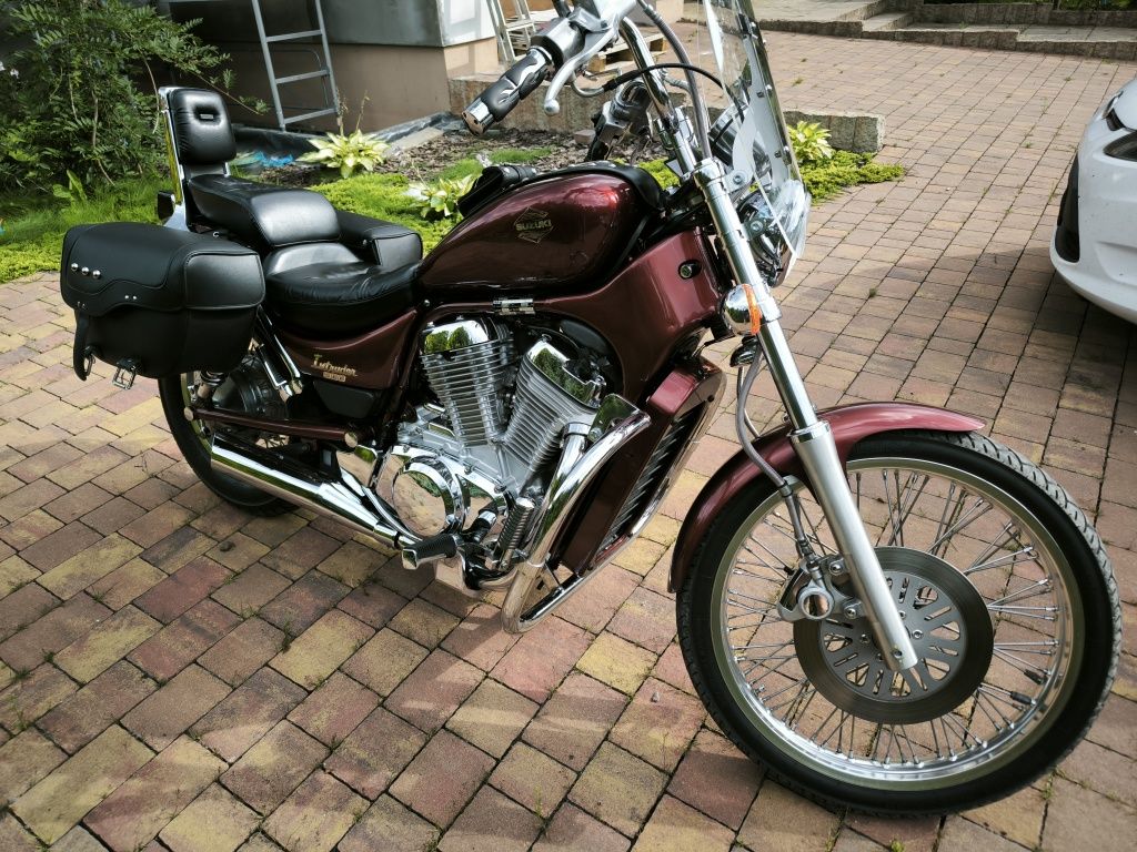 Suzuki Intruder vs800. Stan kolekcjonerski