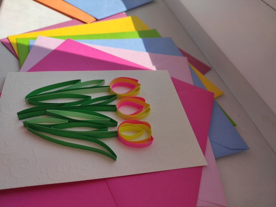 Открытка ручной работы в технике квиллинг