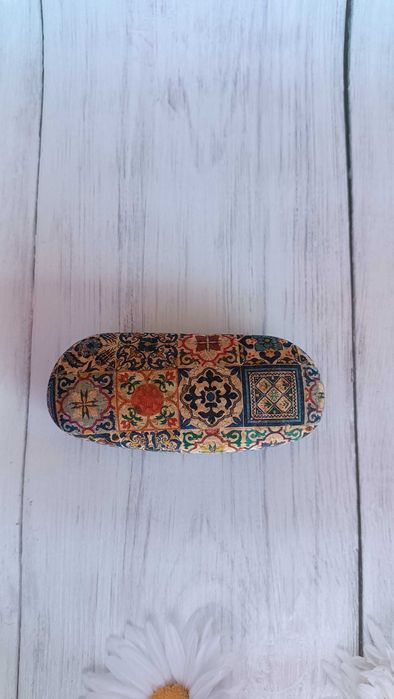 Caixa de óculos de sol em cortiça