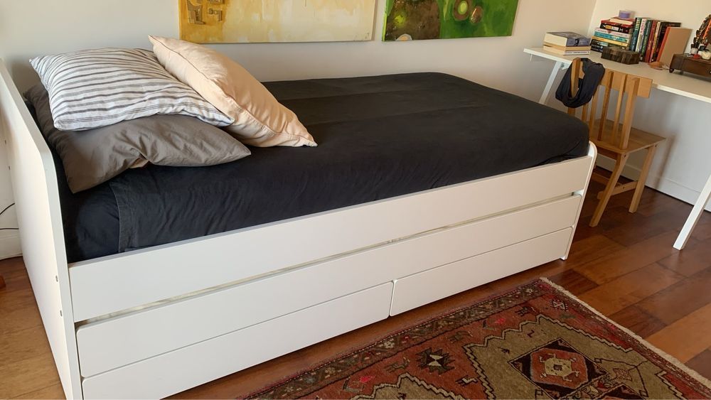 Cama individual com gaveta + 2 colchoes individuais