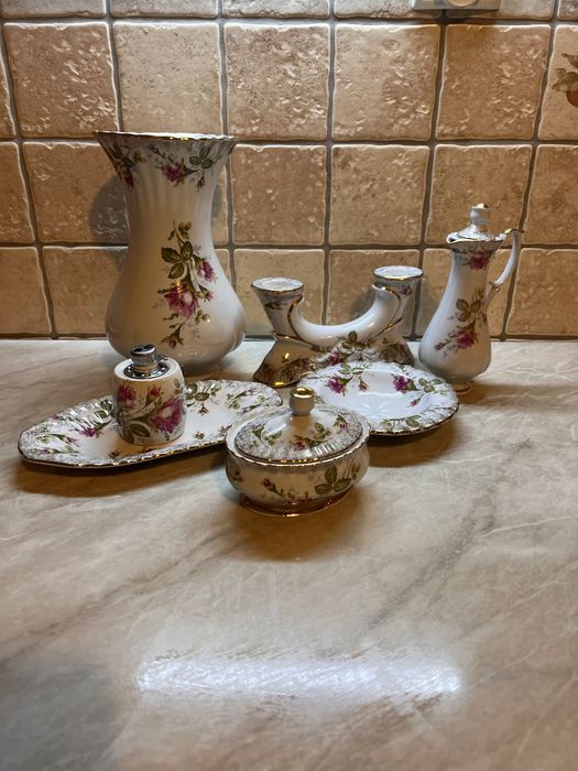 Porcelana Chodzież – zestaw z różami i złoceniami, PRL, orygina