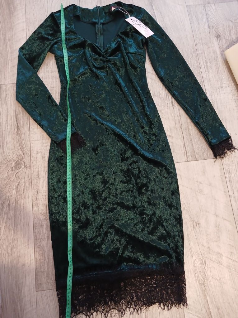 Нова Оксамитова сукня, смарагдовий колір, розмір xs-s