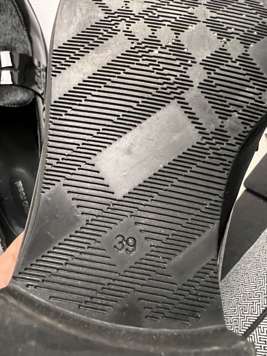 Buty Gino Rossi czarne mokasyny