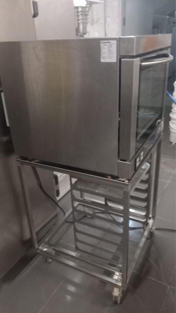 Forno ramalhos com suporte com pouco uso