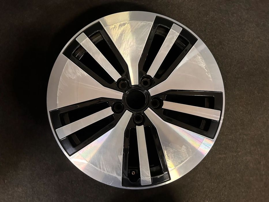 Alufelga VW Passat B8 GTE 17 cali 5x112 1szt. 3G0601025AM