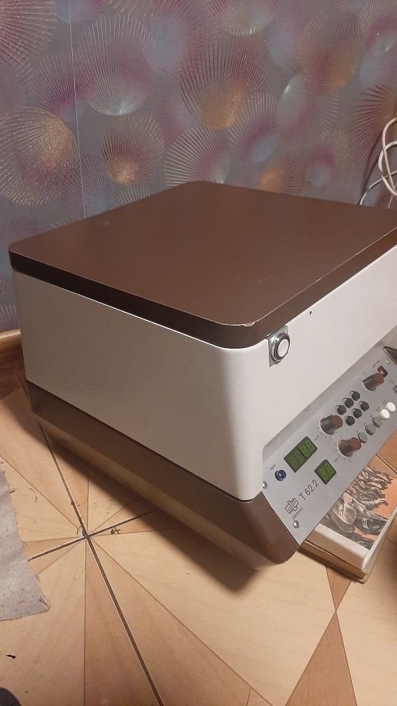 Продам мед.центрефугу полн. Раб.