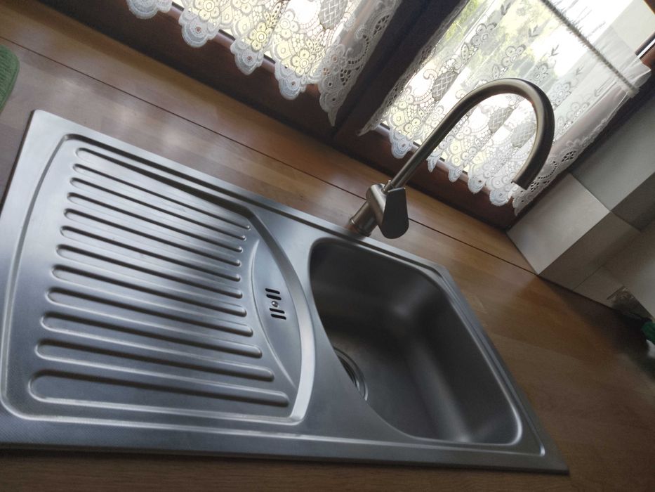 Kran do zlewozmywaka.