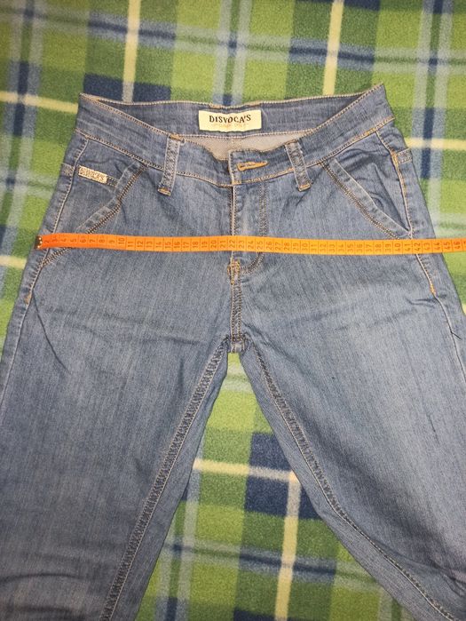 Джинси на підлітка