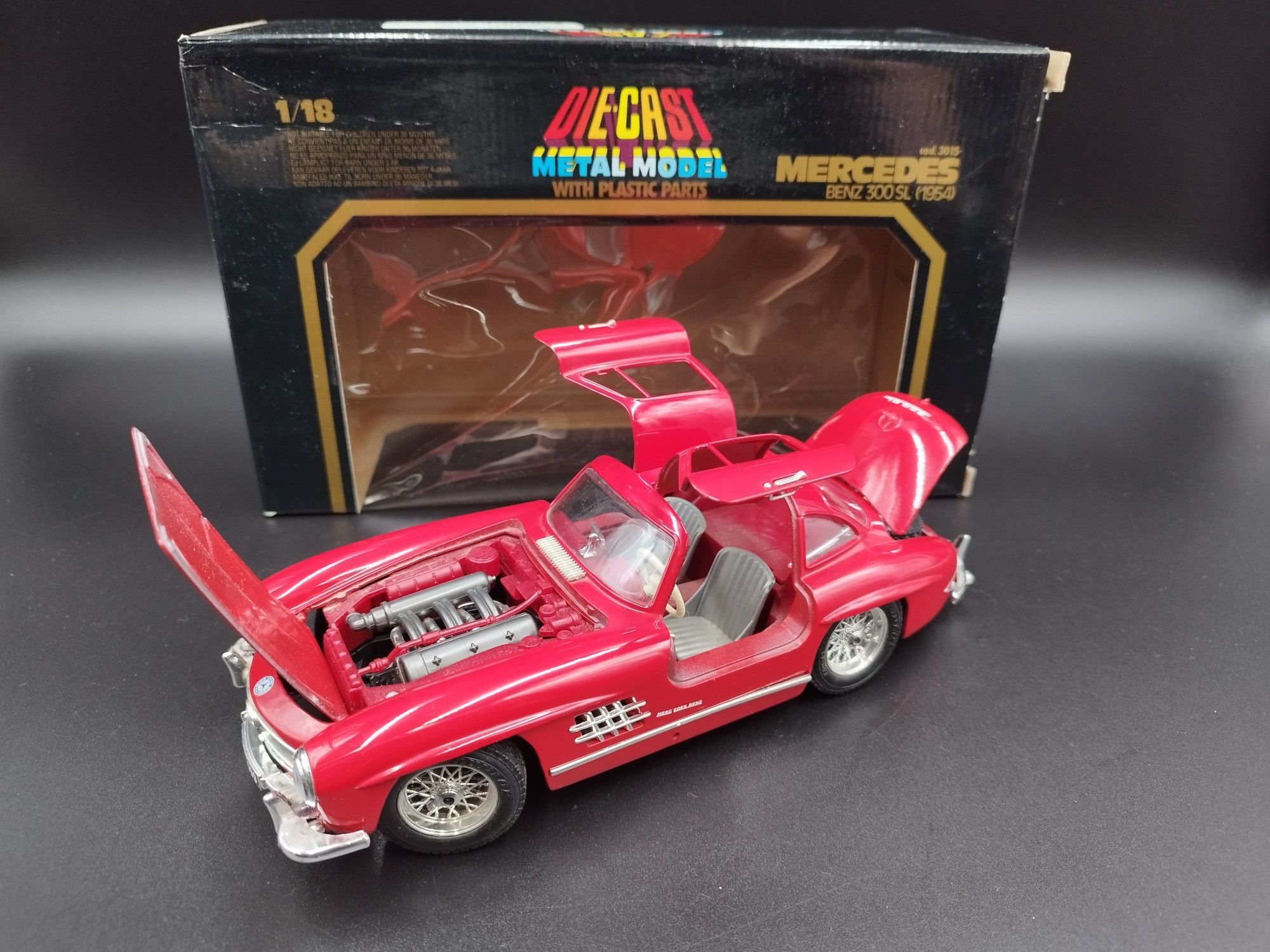 1:18 Bburago 1954 Mercedes Benz 300SL Mille Miglia model używany