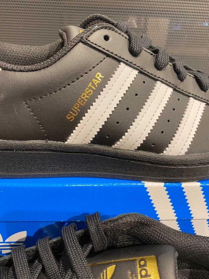 Buty Damskie Adidas Superstar EG49.59 rozmiar 38
