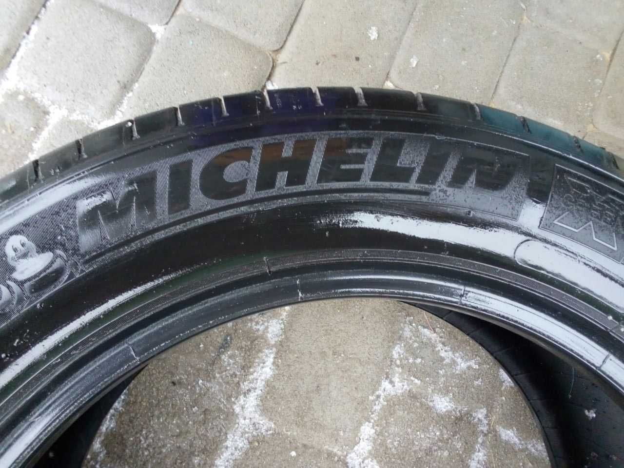 Шина MICHELIN 235/55 R17 США