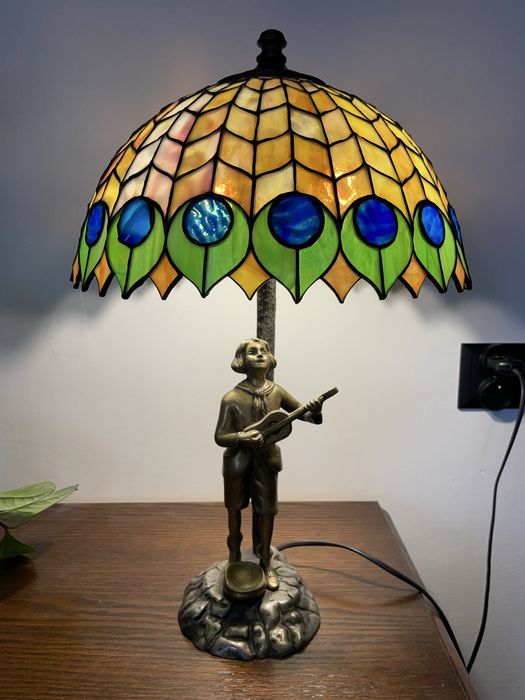 Wyjątkowa mosiężna lampa witrażowa Tiffany