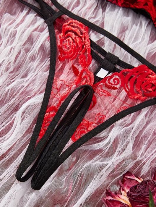 Комплект жіночої білизни з відкритим доступом