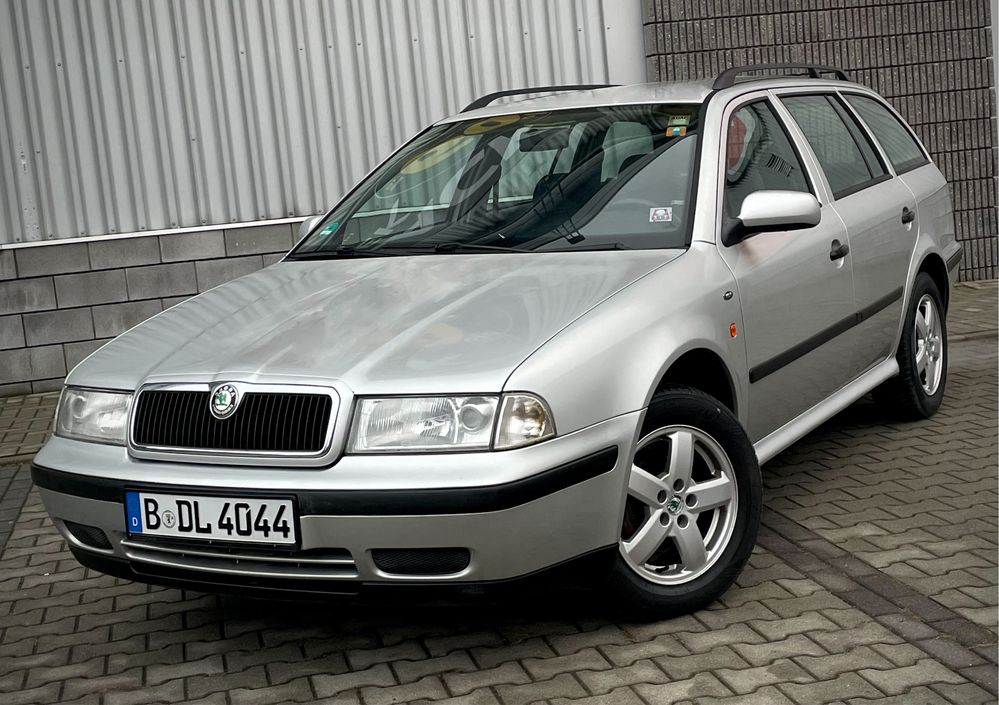 Skoda Octavia 1 , 1.6 MPi,Klasyk, Bezwypadkowy, Maly Przebieg, Klima