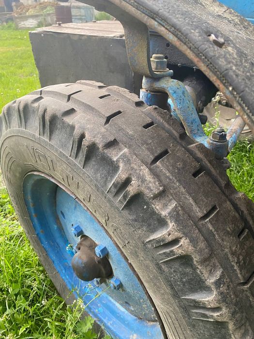 Трактор МТЗ 80 в наявності