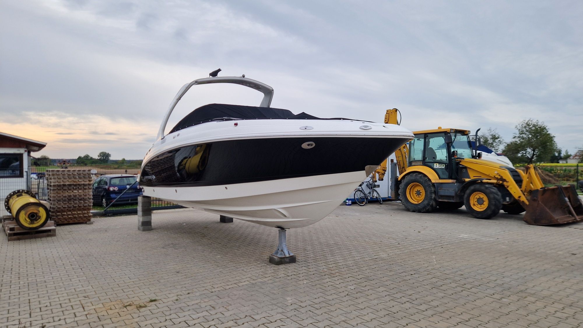Chaparral 276 SSX nie sea ray regal cobalt