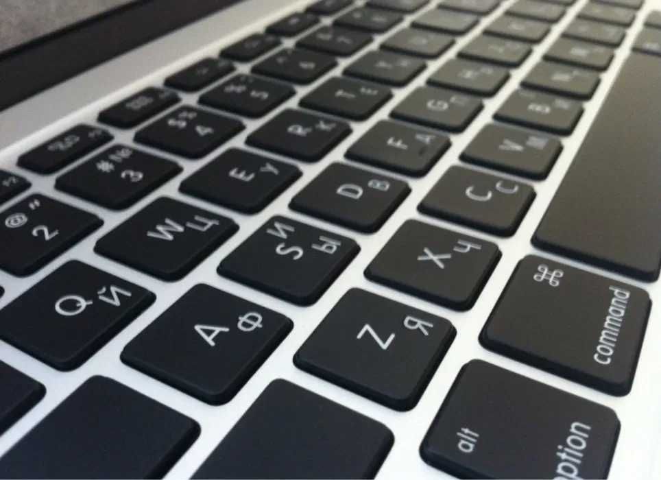 Якісно! Лазерная гравировка Лазерне гравіювання клавіатури ноутбука