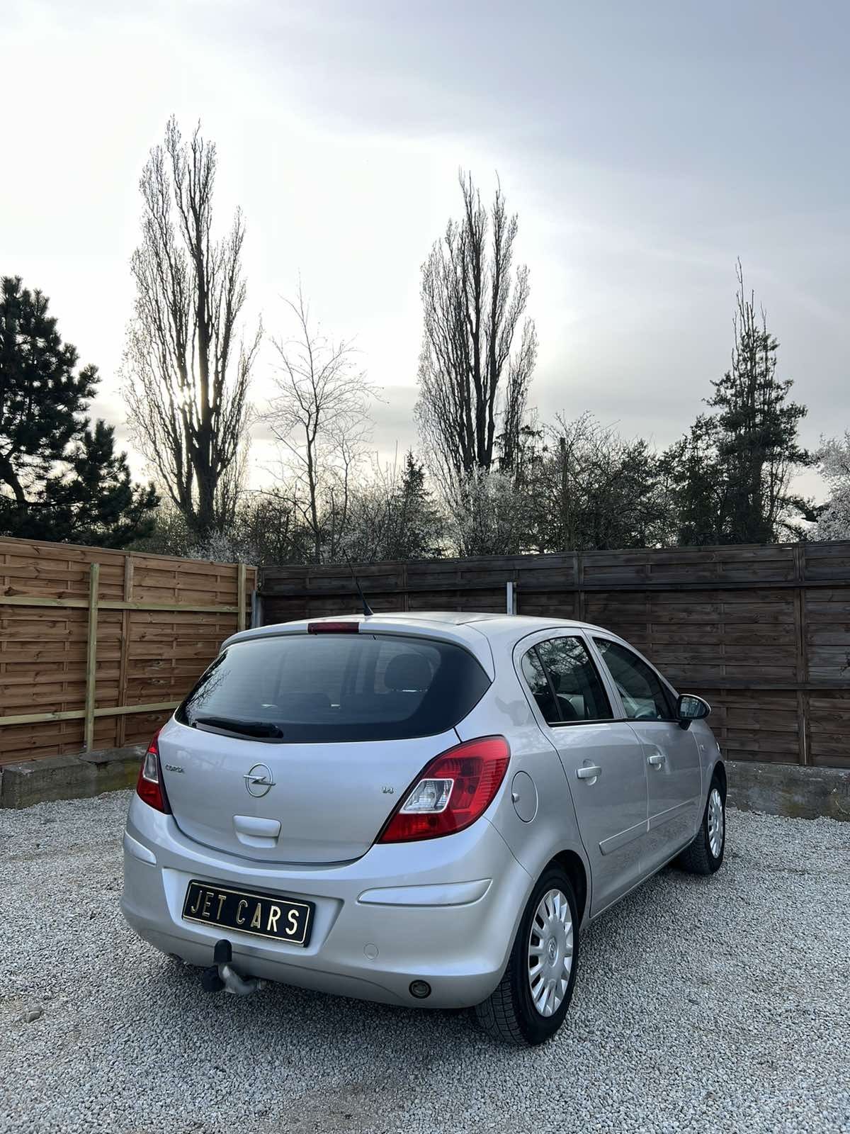 Opel Corsa D 1.4 LPG/Klima/Hak/2007rok