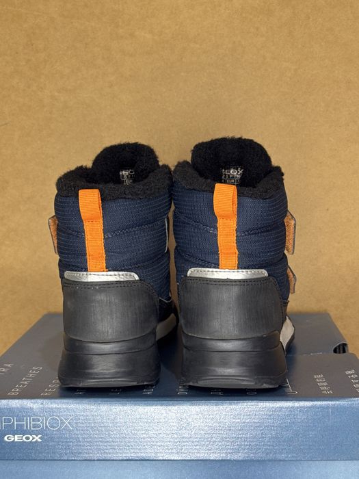 (31 р) Дитячі зимові черевики Geox Trekkyup, Устілка 20 см