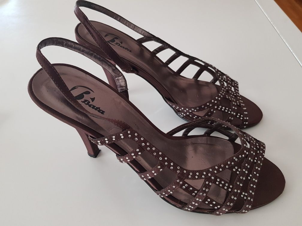 BATA CYRKONIE buty eleganckie SZPILKI r. 39 BORDO