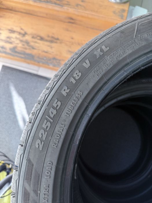 Opony 225/45/r18 PAXARO zima