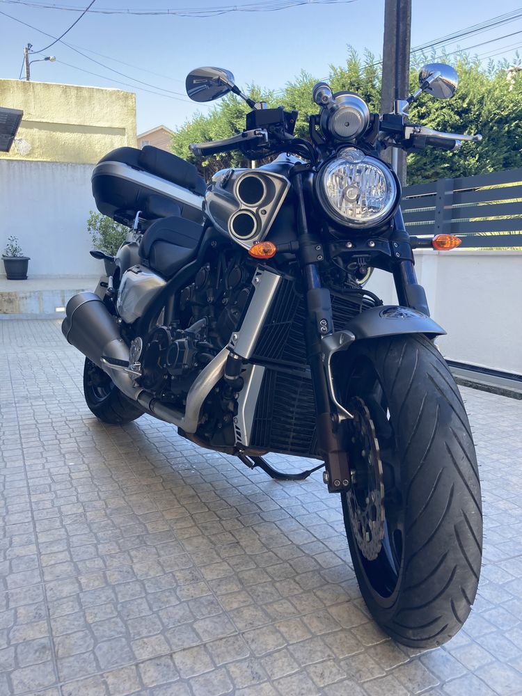 Yamaha vmax 1700