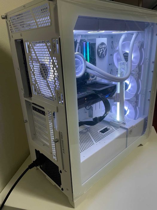 PC GAMING / Ryzen 5 7600X / RX 9060XT / 32GB Ram  / SSD 1TB C/Garantia