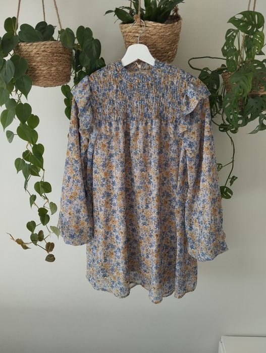 Sukienka w kwiaty, wiosenna, zwiewna, szersze rękawy r.38 Refka Casual