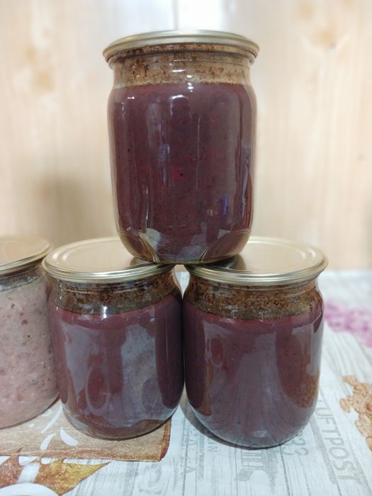 Паштет, кровянка свиняча