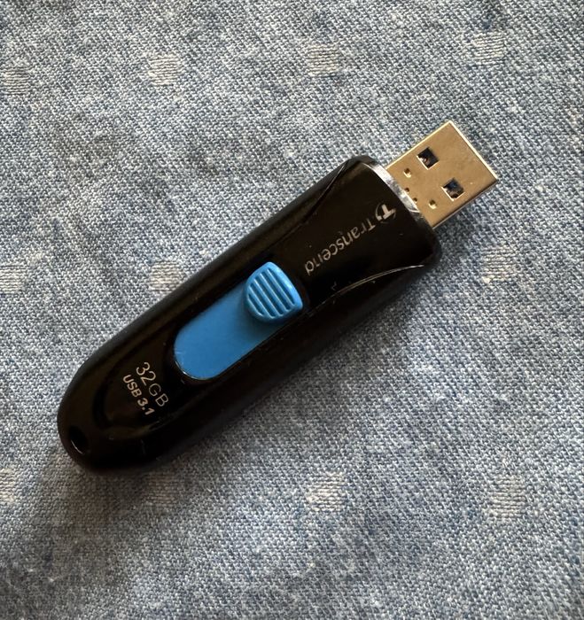 Флешка 32GB+16GB