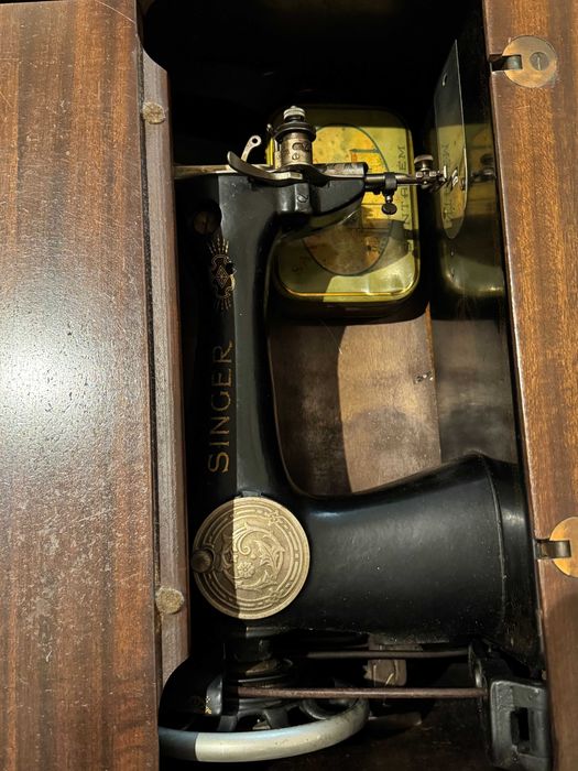 Máquina de costura antiga Singer