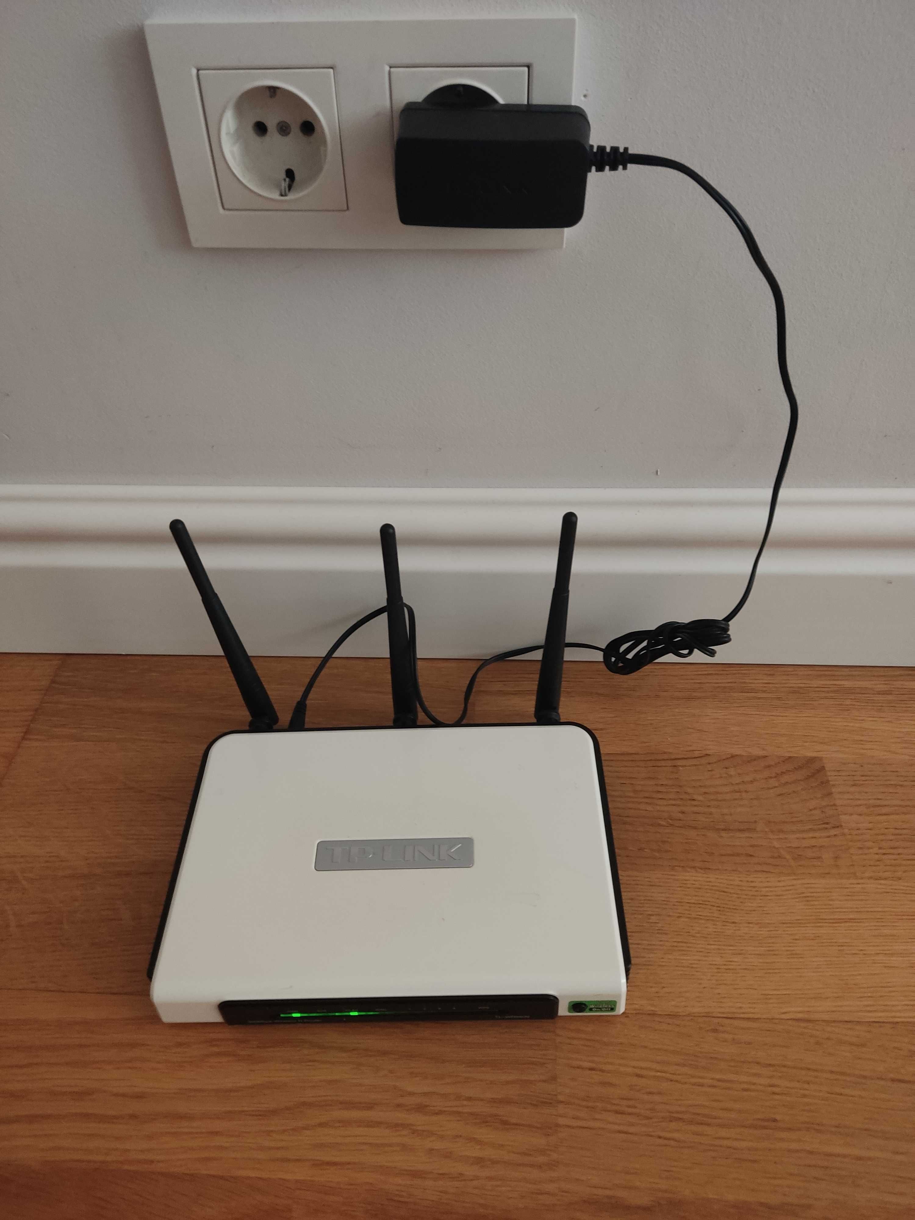 WiFi роутер / маршрутизатор TP-Link TL-WR940N, 300 Мбит/с